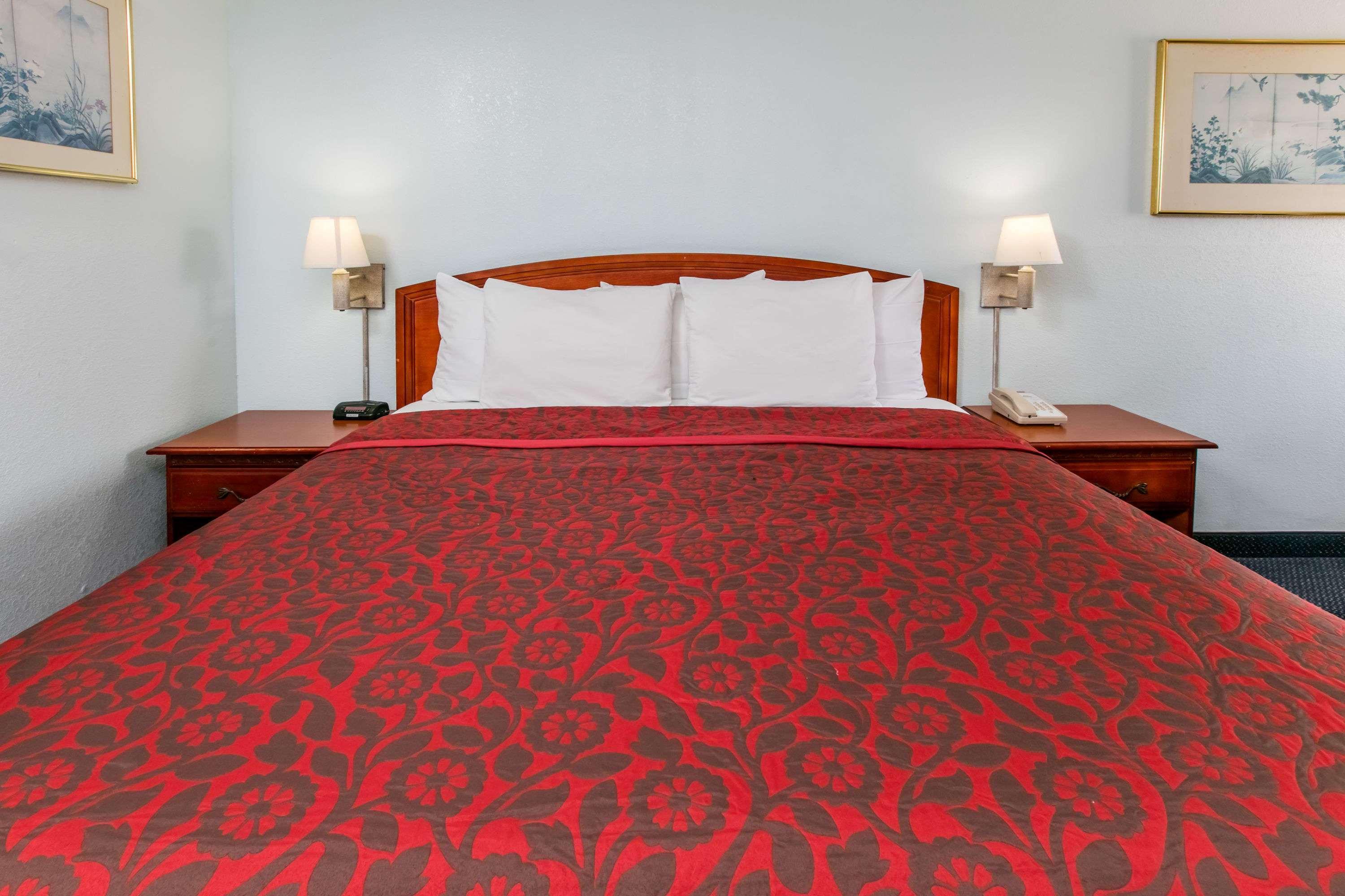 Oyo Hotel Muskogee Near Creek Nation Casino - Hwy 64 Buitenkant foto